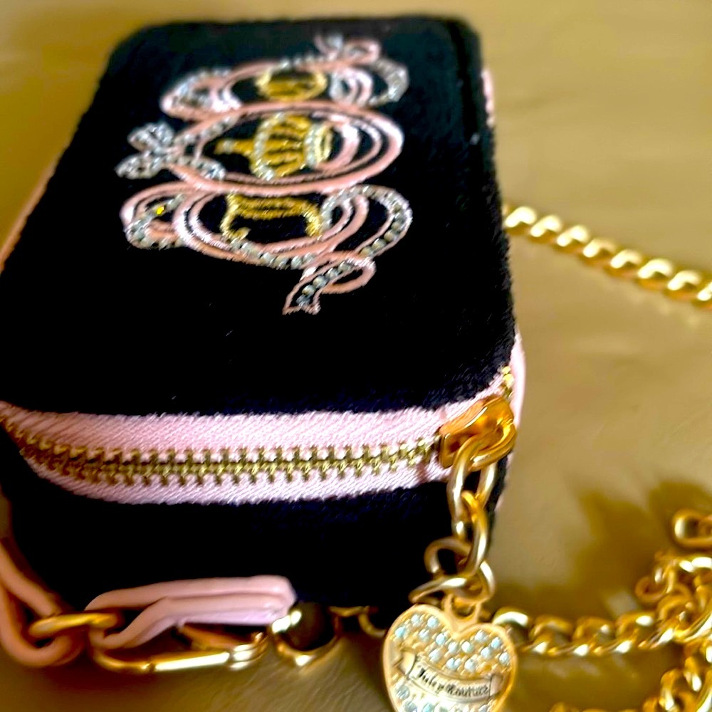 Juicy Couture Black and Pink Women's Mini Bag - Picture 4 of 5